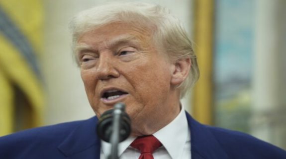 White House vows Supreme Court fight over Trump tariff ruling