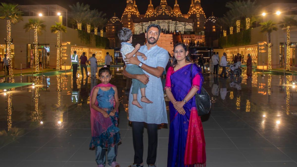 “From Ayodhya to Abu Dhabi — Shri Arun Yogiraj Describes BAPS Mandir as a ‘Global Tribute to Indian Culture’”