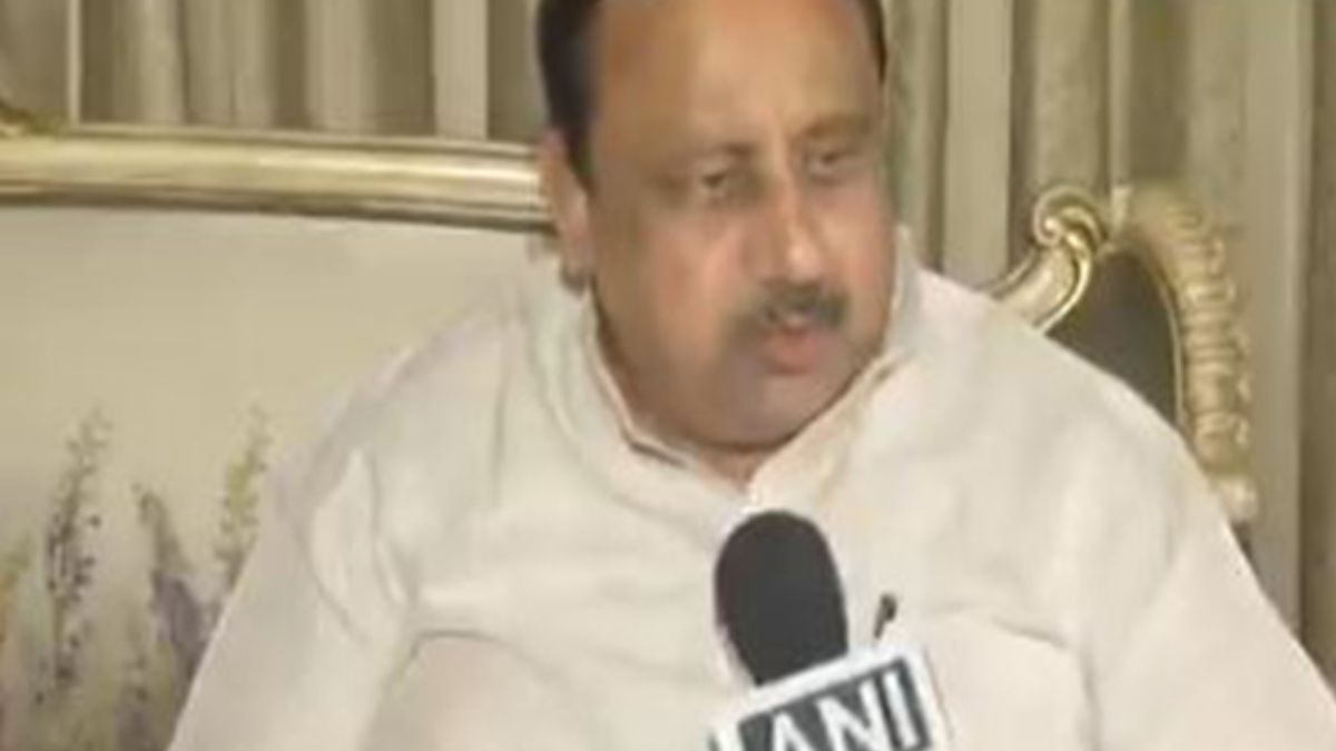 “Losing his mental balance”: BJP’s Khandelwal slams Sanjay Singh over his remarks on PM Modi