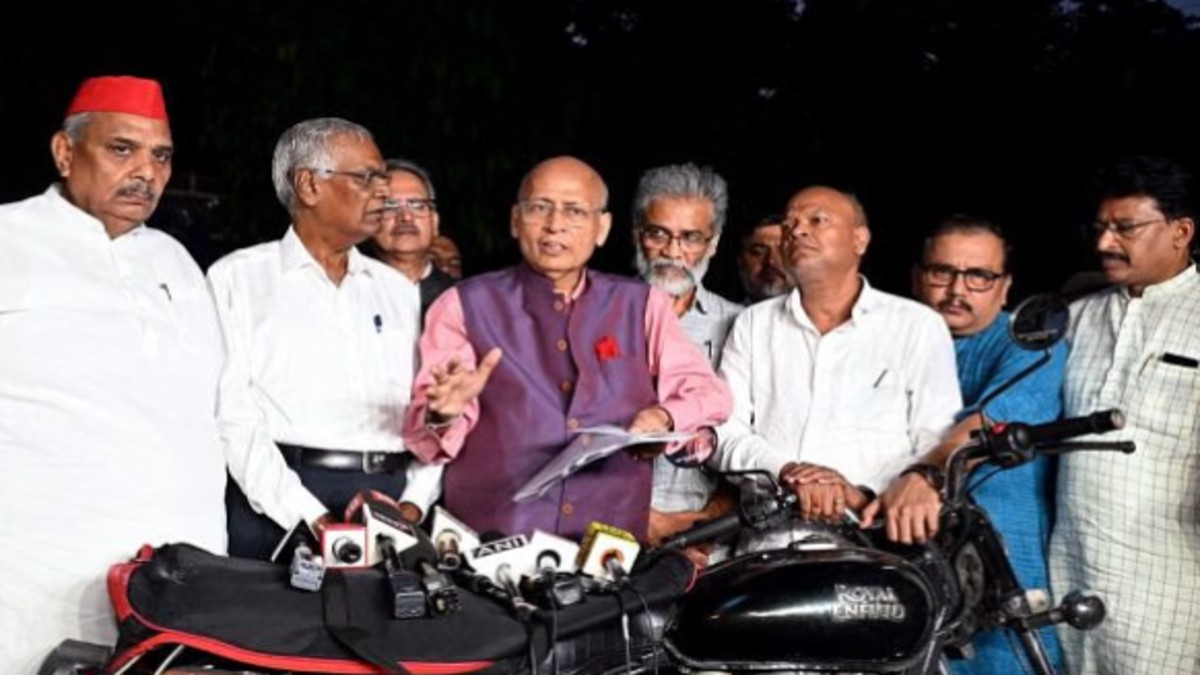 “Worst attack on Constitution”: INDIA bloc delegation meets with ECI regarding SIR in Bihar