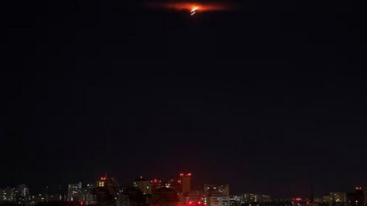 Russia launches airstrikes on Ukraine after raids