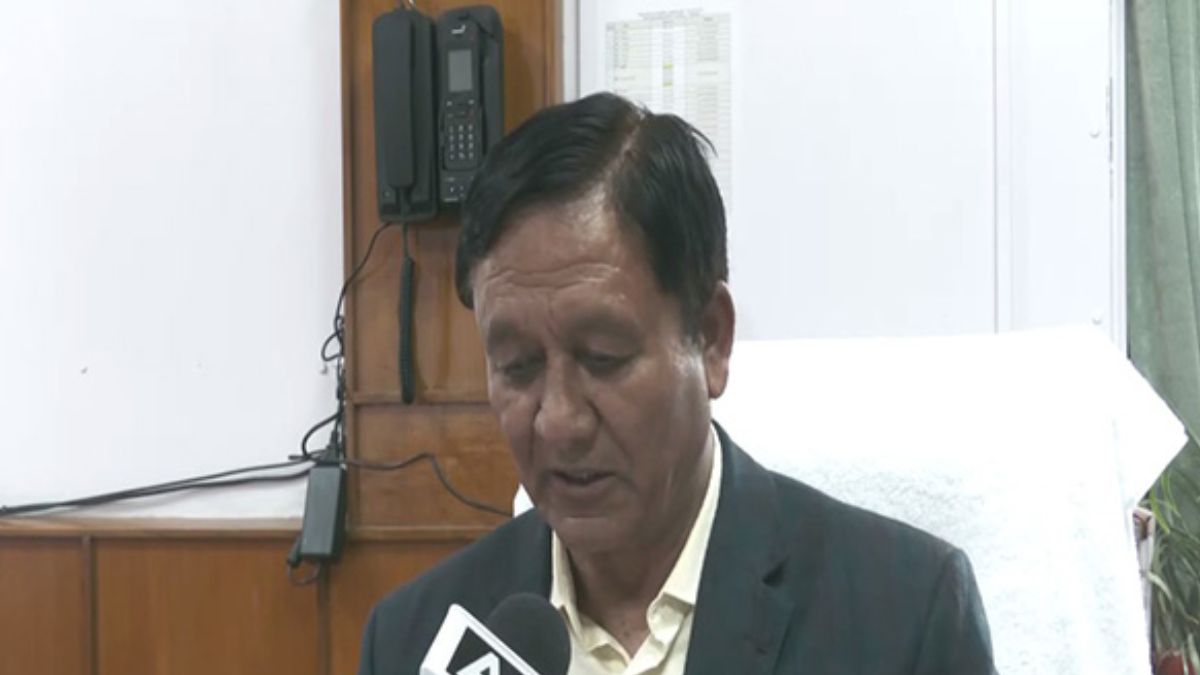 Himachal Govt to move SC against tree felling in apple belt